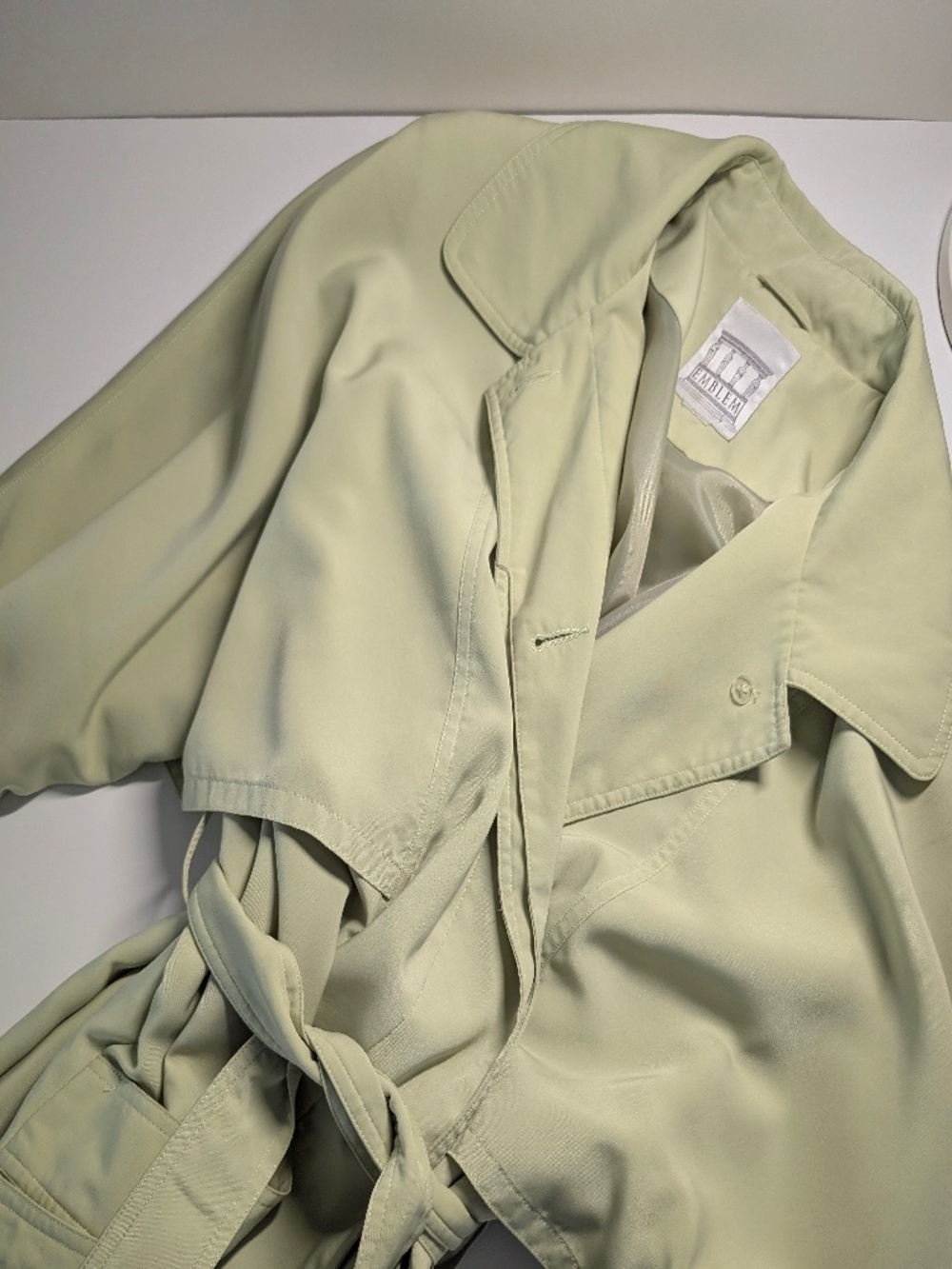 Vintage Emblem Pastel Green Trench Coat Size Large Parisian - Picture 4 of 15